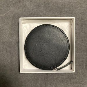 BAGGU Black leather and silver zip circle wallet